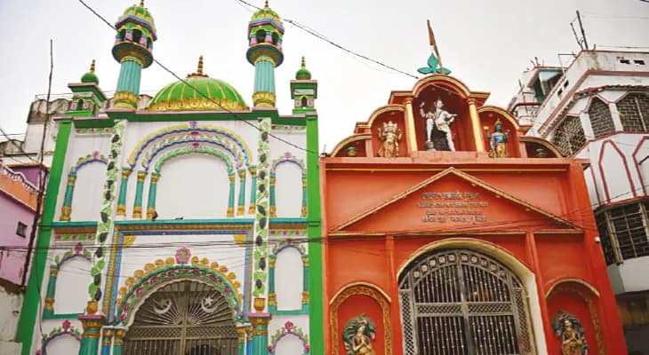 সম্প্রীতির বার্তা গোলাপবাগের জনমঙ্গল সেবা সমিতির পুজোয়