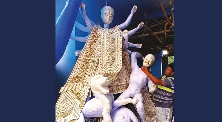 বনকাপাশির শোলার দুর্গা পাড়ি দেবে উত্তরবঙ্গে