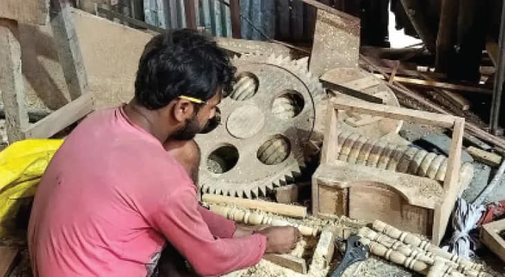 ‘প্রথা’ মেনেই পুজো বালিগঞ্জ কালচারালে, শুরুর কথা স্মরণে ব্যস্ত সমাজসেবী সংঘ