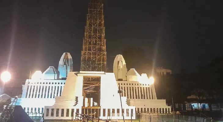 মাত্র এক টাকা দিলেই বাড়িতে বসে মিলবে নবমীপুজোর ভোগ, উদ্বোধনের আগেই বৃন্দাবনের চন্দ্রদয়া মন্দির চম্পাসারির শ্রীগুরু স্কুলের মাঠে, নবাঙ্কুরের এবারের থিম ‘রাজহাঁস’