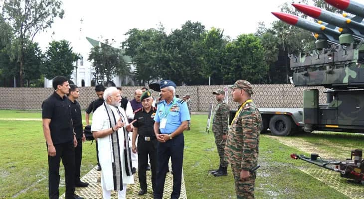 ‘অপারেশন সিন্দুরে’র সাফল্য: সশস্ত্র বাহিনীগুলির প্রশংসায় পঞ্চমুখ মোদি, ফোর্ট উইলিয়ামে কম্বাইন্ড কমান্ডার কনফারেন্সের উদ্বোধন