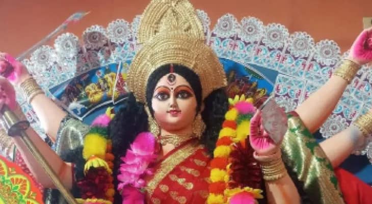 তেহট্ট: হোগলবেড়িয়ায় নস্করী মা ও ভট্টাচার্য বাড়ির পুজো ঘিরে নানা কিংবদন্তি
