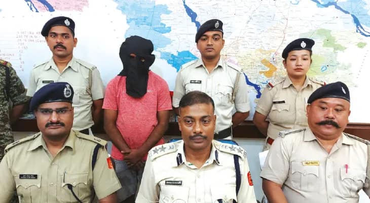 স্বাস্থ্যবিমার ক্লেম পাইয়ে দেওয়ার নামে ফাঁদ!  ৮৭ লাখ টাকা খোয়ালেন দিনহাটার বাসিন্দা, ধৃত ১