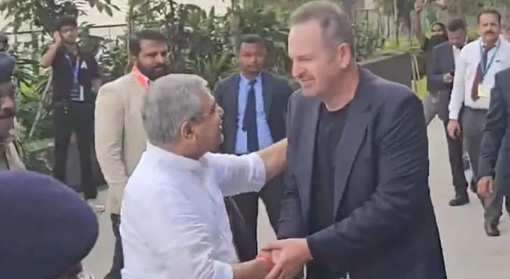 বেঙ্গালুরুতে এলেন কেন্দ্রীয় মন্ত্রী অশ্বিনী বৈষ্ণব