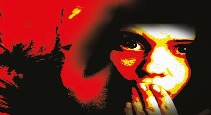 নাবালিকা মেয়েকে উদ্ধারের ‘বিনিময়ে’ মাকেই কুপ্রস্তাব, এসপি’র কাছে নালিশ নন্দকুমারের বধূর