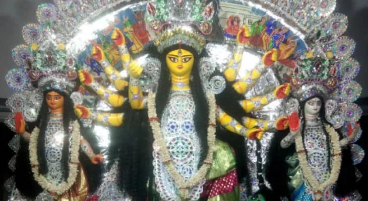 চিলাপাতা জঙ্গলে এবারও পুজোর আয়োজন, অঞ্জলি দেবেন পর্যটকরাও