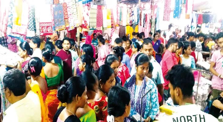 স্বচ্ছ ভাবমূর্তির শিক্ষকদের দলে বাড়তি গুরুত্ব দেওয়ার তোড়জোড় তৃণমূলের