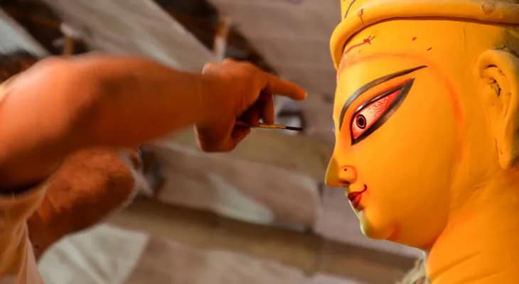 জলকে ঘিরে মানুষের লড়াই, অভিনব থিম হাওড়ার দুই বারোয়ারি দুর্গাপুজোয়