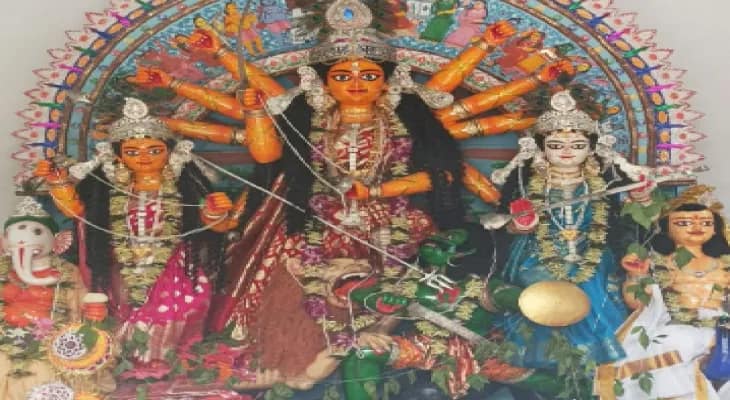 দেবী কৃপায় সন্তানের জীবন রক্ষা পেতেই নগরী গ্রামের রায় পরিবারের পুজো শুরু