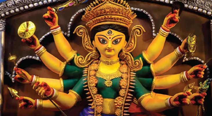 স্বচ্ছতায় জোর দিতে নির্মল দুর্গাপুজোয় জোর রাজ্যের