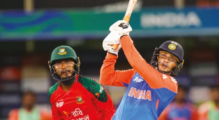 ওয়ান ডে দলে সুযোগ পেতে পারেন অভিষেক
