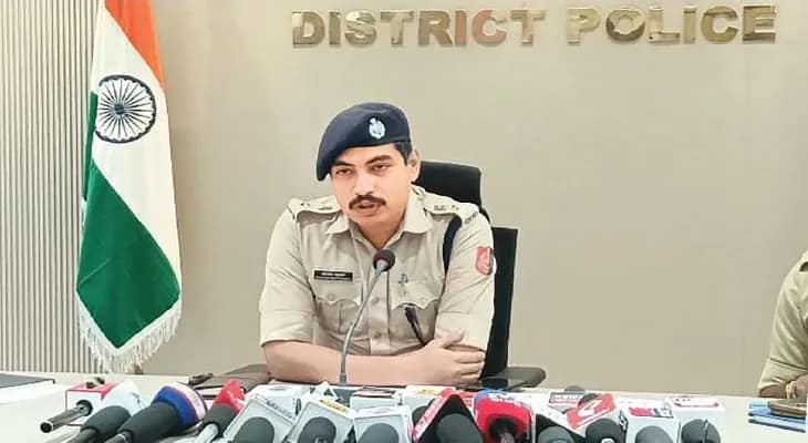 সাবধান! পুজোর ভিড়ে অপকর্ম করলে ধরিয়ে দেবে পুলিশি ড্রোন