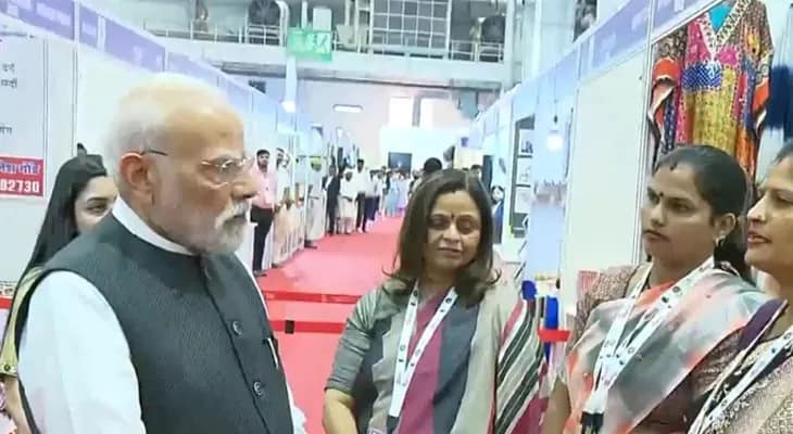 উত্তরপ্রদেশের গ্রেটার নয়ডায় আন্তর্জাতিক ট্রেড শোতে গেলেন প্রধানমন্ত্রী নরেন্দ্র মোদি