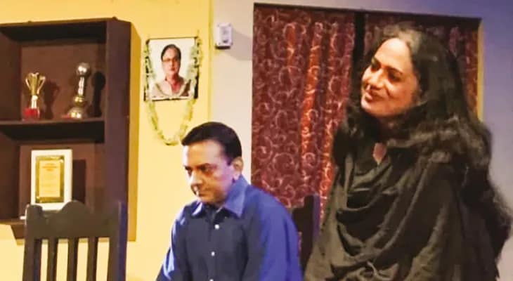 নাটকের সমালোচনা: সব হিসেব মেলে না