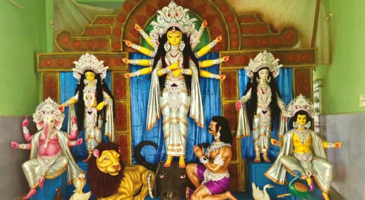 গোরাবাজার তরুণ দলে এবার থিম জগদীশ্বরীর শান্তির কলস