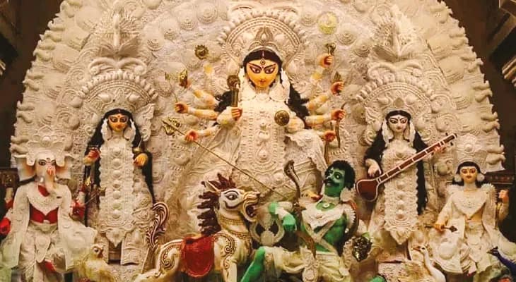 গৌরাঙ্গ প্রভুর উপনয়ন লীলা মন্দিরে পূজিতা হন দেবীদুর্গা