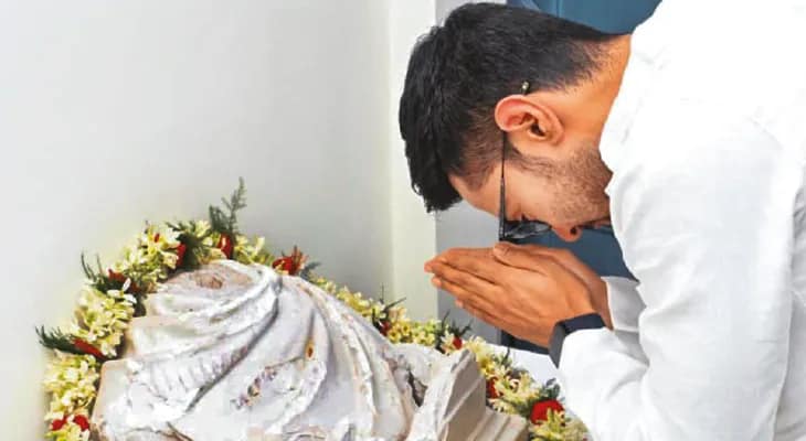 সোনার বাংলা গড়ার আগে কেন সোনার গুজরাত, বিহার, ইউপি, ত্রিপুরা হল না? তোপ অভিষেকের