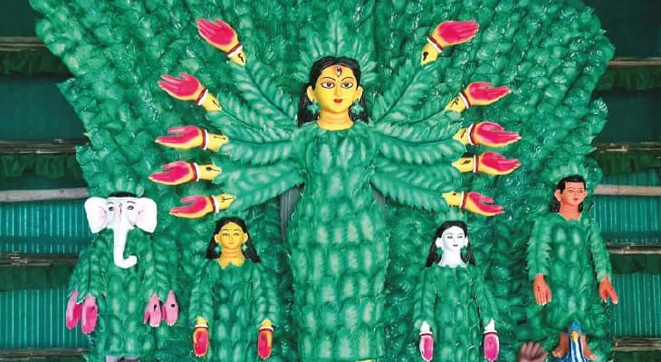 দুর্যোগ জয় করে থিম উন্মাদনায় ভাসছে মেদিনীপুর-খড়্গপুর, নিরাপত্তা জোরদার