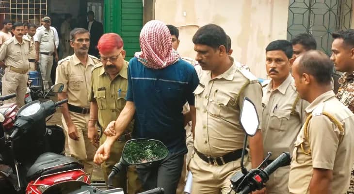 রামপুরহাটে ছাত্রী খুনের ১০ দিনের মধ্যে শিক্ষকের নামে চার্জশিট