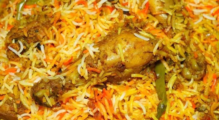 পুজোর সময় বিরিয়ানিতে ‘পালিশ রং’  মেশানো হচ্ছে না তো? চলবে নজরদারি