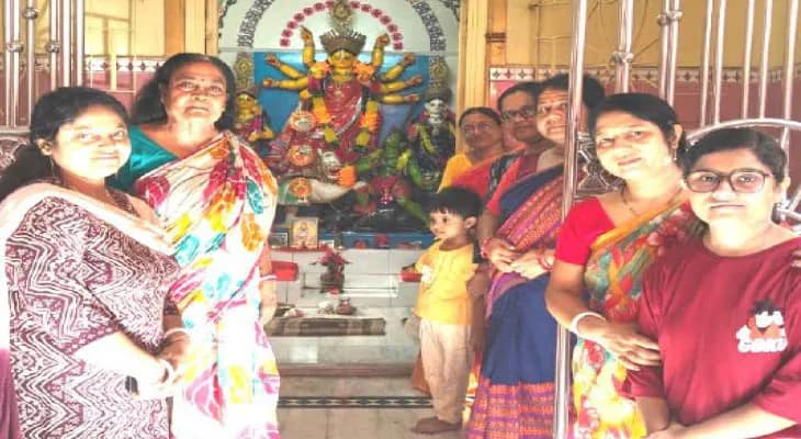 সরকারি অনুদানে কালনার প্রাচীন জয়দুর্গা বাড়ির পুজোর আয়োজন
