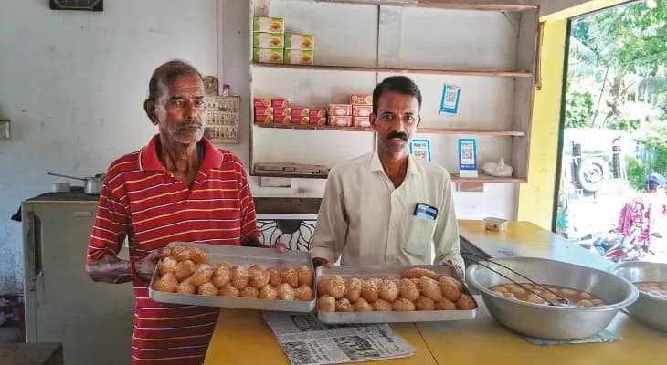 এবার পুজোয় বেলাকোবার চমচমের চাহিদা তুঙ্গে, যাচ্ছে কলকাতায়