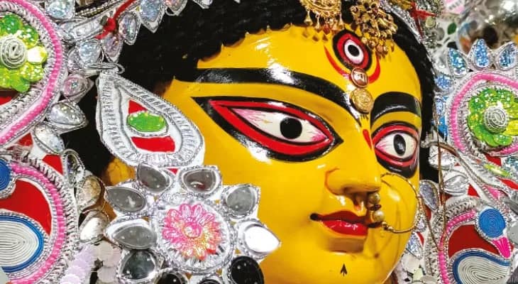 শহরতলিতে আজই পুজো কার্নিভাল, কল্যাণীতে এখনও চলছে ঠাকুর দেখা