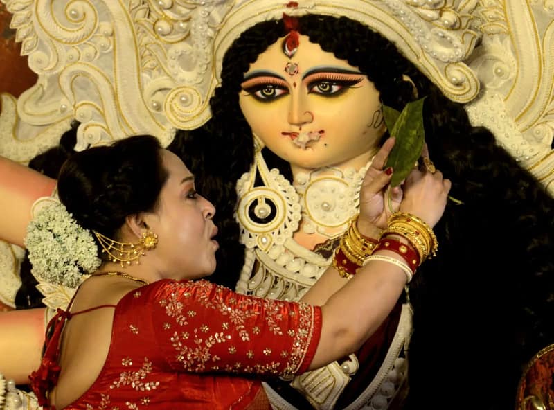 মুদিয়ালিতে দেবীবরণ