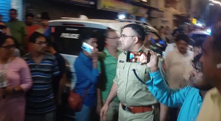 বরানগরে সোনার দোকানে ডাকাতি ও খুনের ঘটনায় অকুস্থলে এলেন পুলিশ কমিশনার