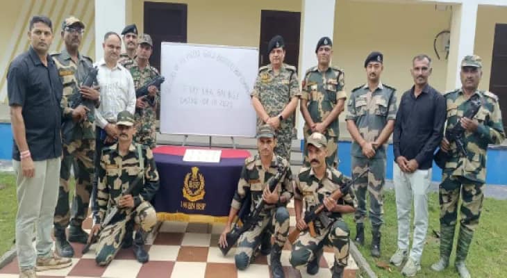 গর্তে লুকিয়ে রাখা সোনার বিস্কুট উদ্ধার বিএসএফের, মূল্য এক কোটির উপর, জলঙ্গি সীমান্তে চাঞ্চল্য