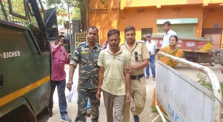 যৌন নির্যাতন: ধৃত বড়গড়িয়া হাইস্কুলের সেই প্রধান শিক্ষক