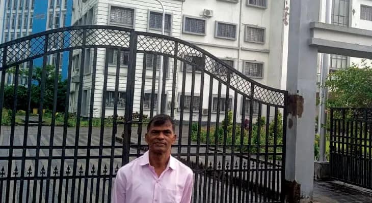 কল্যাণী এইমসে চাকরির টোপ দিয়ে প্রতারণা গেরুয়া নেতার!