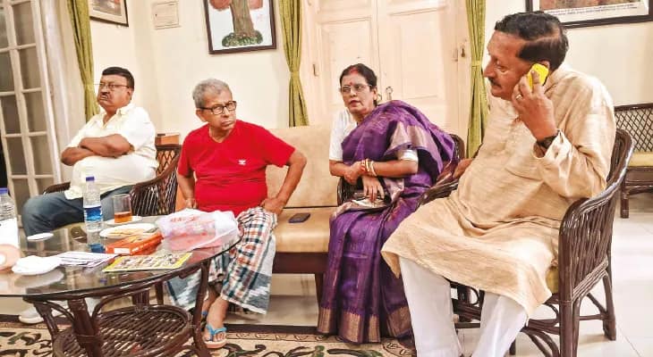 বৃষ্টি কমে গেলেই তিন নদীতে ড্রেজিং করবে জেলা প্রশাসন