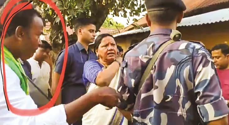 মহিলা কমিশনের সদস্যর পাশে ধর্ষণে অভিযুক্ত বিজেপি নেতা