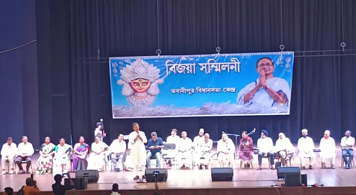 ফিরহাদ হাকিম বললেন, মমতা বন্দ্যোপাধ্যায়কে ১ লক্ষ ভোটে জয়ী করব, আজ থেকে লড়াই শুরু, ভবানীপুরের হৃদয়ে মমতা বন্দ্যোপাধ্যায়