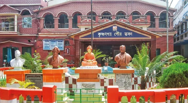 ‘অনিয়ম’ খুঁজতে ডিএলবি থেকে তিন সদস্যের প্রতিনিধি, কৃষ্ণনগর পুরসভায় শুরু রাজনৈতিক তরজা