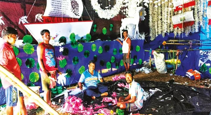 দুর্গাপুর অরবিন্দ স্পোর্টিংয়ের কালীপুজোর থিমে সহজপাঠ