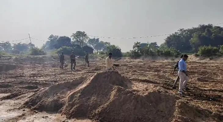 বালি পাচার ও খাদানের টেন্ডার দুর্নীতির তদন্তে রাজ্যজুড়ে তল্লাশি অভিযান ইডির