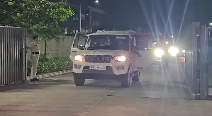 পাটনায় পৌঁছলেন কেন্দ্রীয় স্বরাষ্ট্রমন্ত্রী অমিত শাহ
