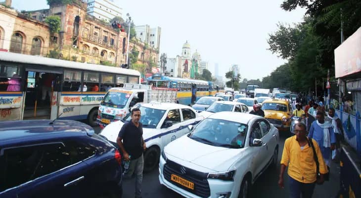 এক ক্লিকেই বিপদে সাহায্য, জানা যাবে যানজটের হালও