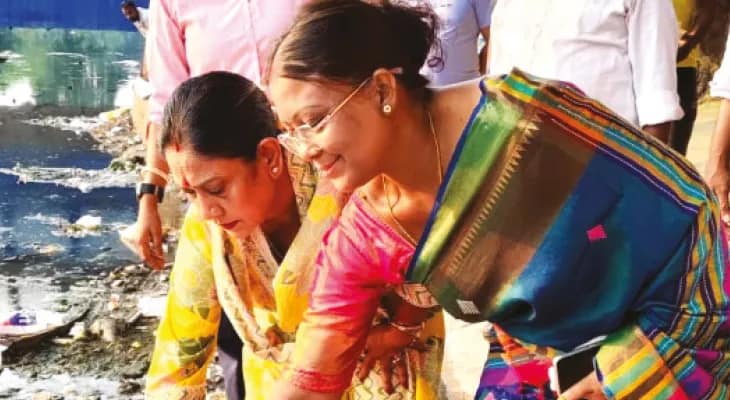 মশার লার্ভা মারতে আড়াই লক্ষ গাপ্পি ছাড়ছে পুরসভা