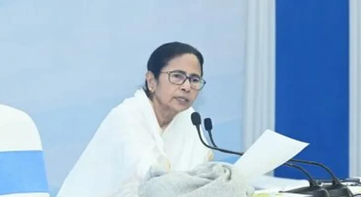 ফের গোর্খাল্যান্ডের জিগির! মধ্যস্থতাকারী নিয়োগ কেন্দ্রের, ক্ষুব্ধ মমতা, প্রতিবাদে চিঠি মোদিকে