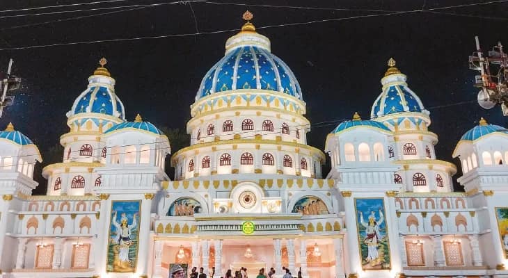 জলপাইগুড়িতে রামেশ্বরম মন্দিরের সঙ্গে টক্কর দিচ্ছে রাজস্থানের শিসমহল