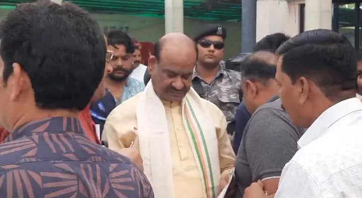 রাজস্থানের কোটায় গেলেন লোকসভার স্পিকার ওম বিড়লা