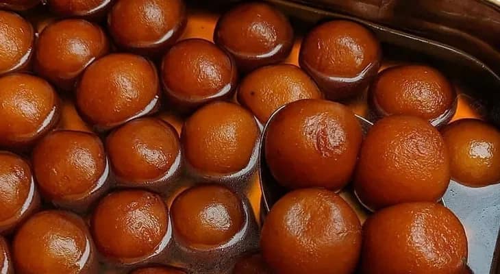 আজ ভাইফোঁটায় মেগাহিট কাটোয়ার পরাণের পান্তুয়া