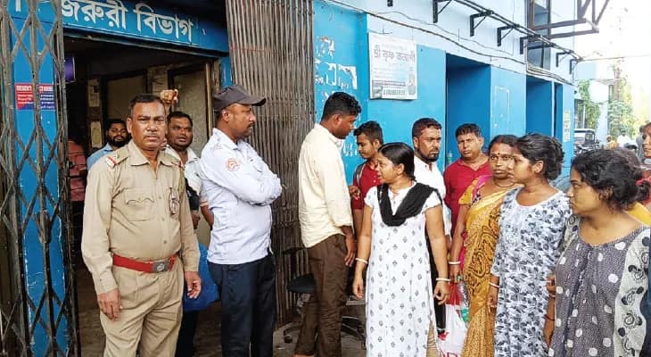 মেডিকেলে ডায়ারিয়ায় আক্রান্তের মৃত্যুতে চিকিৎসায় গাফিলতির অভিযোগ, বিক্ষোভ