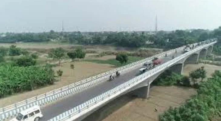 ভৈরব সেতুতে ওভারলোডেড গাড়ি রুখতে বসছে হাইট বার