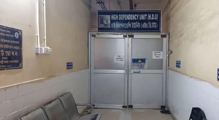 কাটোয়া হাসপাতালে এইচডিইউ ওয়ার্ডে শয্যা সংখ্যা বাড়েনি, অসন্তোষ রোগীর পরিজনদের