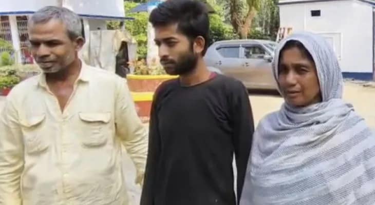মুর্শিদাবাদ: ২ বছর পর নিখোঁজ ছেলে ফিরে পেল দম্পতি