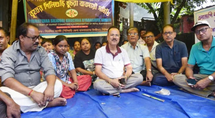 পুনর্বাসন না পেলে জমি ছাড়তে নারাজ এনজেপির ব্যবসায়ীরা, আন্দোলন চলছেই, আজ গণ্ডগোলের আশঙ্কা